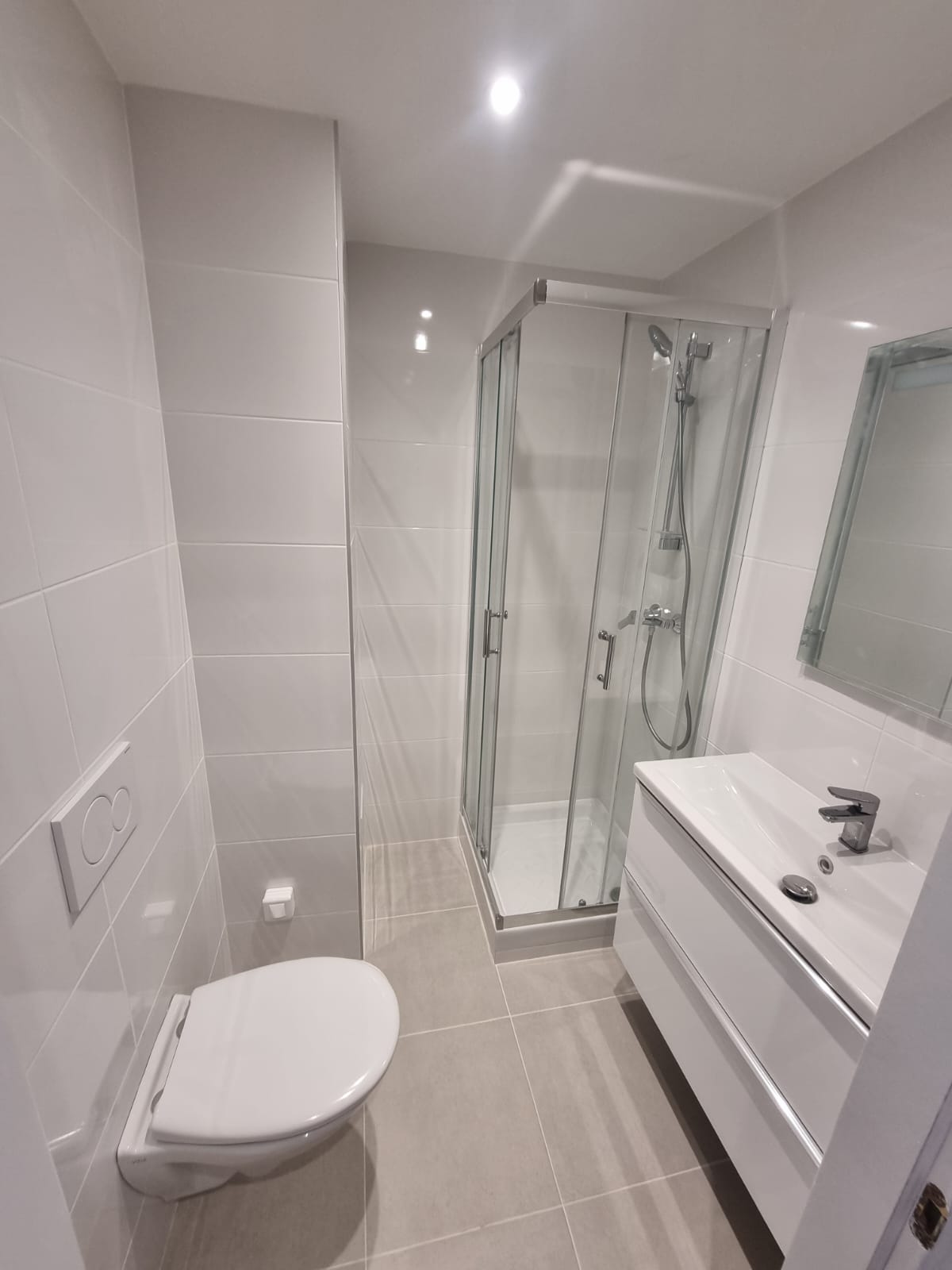 Salle de bain après rénovation complète Nice – AG RENOV NISSA